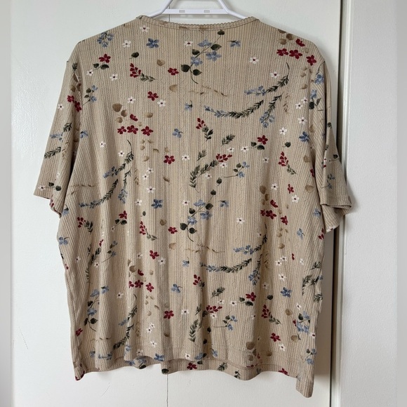 🎉4/30$🎉 Vintage Floral Knit Tee – Size 1X - Picture 4 of 4
